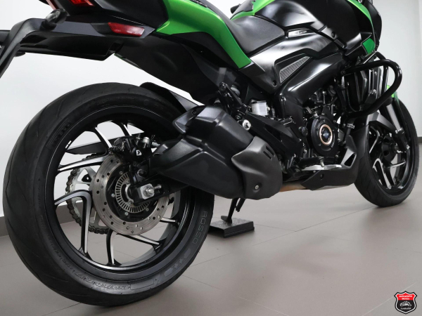Foto Miniatura Bajaj DOMINAR 400 2024