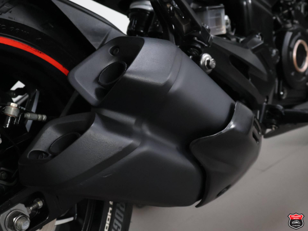 Foto Miniatura Bajaj DOMINAR 400 2025