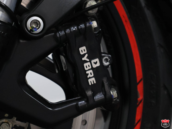 Foto Miniatura Bajaj DOMINAR 400 2025