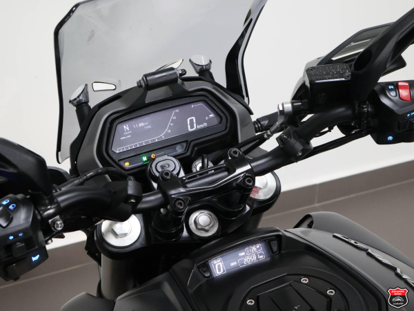 Foto Miniatura Bajaj DOMINAR 400 2025