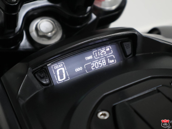 Foto Miniatura Bajaj DOMINAR 400 2025