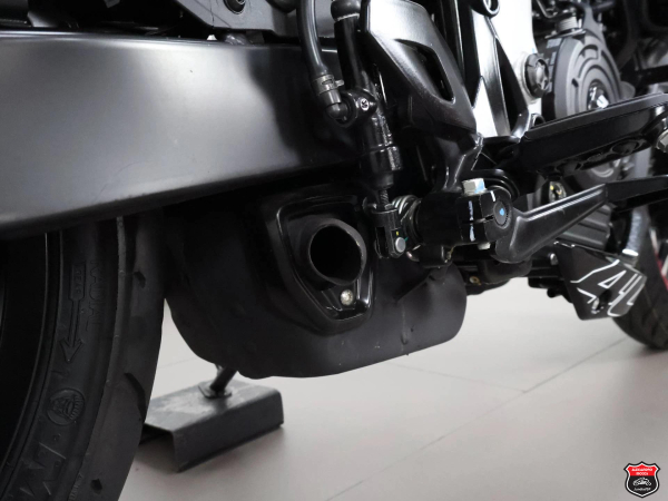 Foto Miniatura Bajaj DOMINAR NS400Z 2026