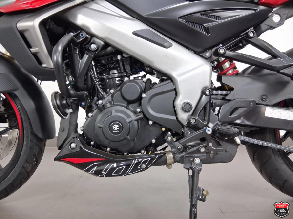 Foto Miniatura Bajaj DOMINAR NS400Z 2026