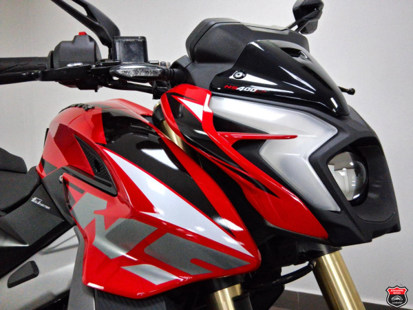Foto Miniatura Bajaj DOMINAR NS400Z 2026
