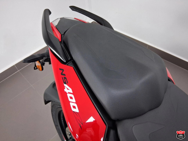 Foto Miniatura Bajaj DOMINAR NS400Z 2026