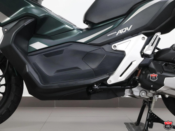 Foto Miniatura Honda ADV 150 2024