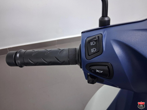 Foto Miniatura Honda BIZ 125i 2023