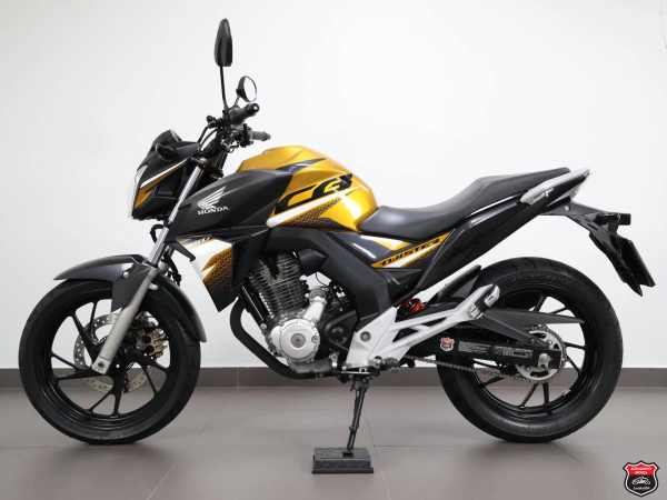 Foto Miniatura Honda CB 250F TWISTER 2020