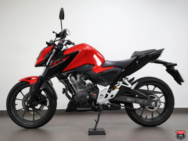 Foto Miniatura Honda CB 300F TWISTER ABS 2023