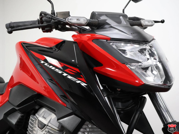 Foto Miniatura Honda CB 300F TWISTER ABS 2023