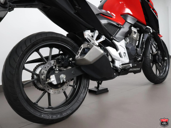 Foto Miniatura Honda CB 300F TWISTER ABS 2023