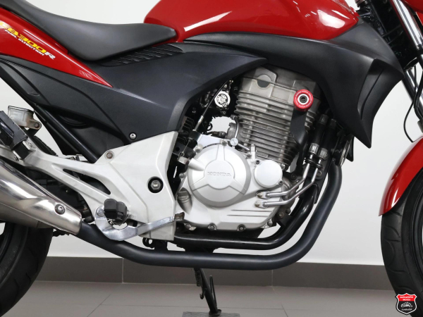 Foto Miniatura Honda CB 300R 2012
