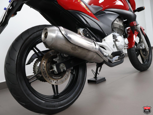 Foto Miniatura Honda CB 300R 2012