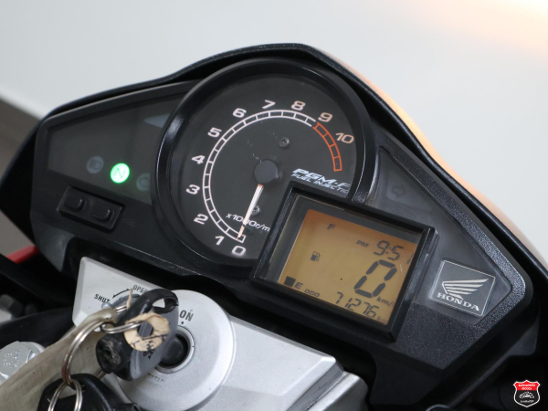 Foto Miniatura Honda CB 300R 2012
