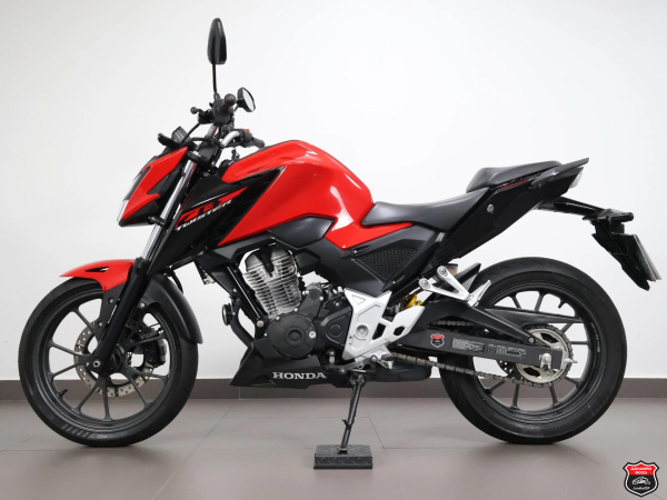 Foto Miniatura Honda CB TWISTER ABS 2023