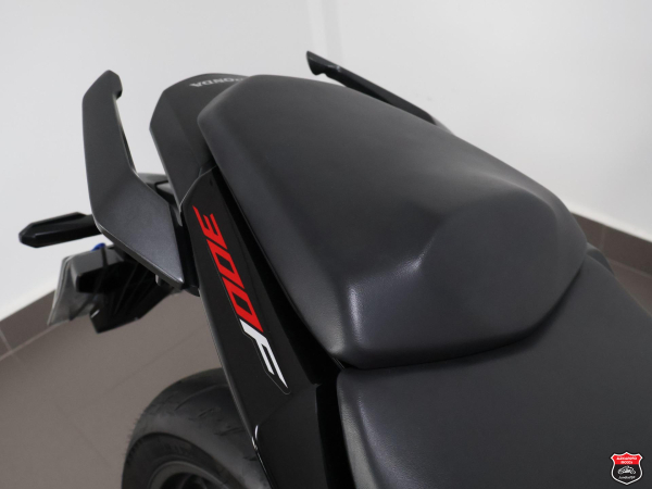 Foto Miniatura Honda CB TWISTER ABS 2023