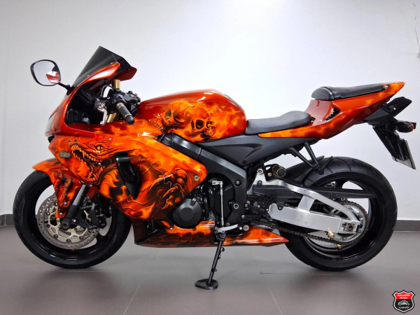 Foto Miniatura Honda CBR 600RR 2006