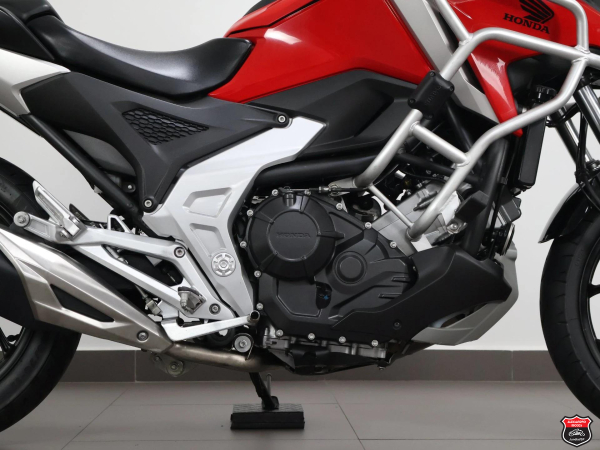 Foto Miniatura Honda NC 750X ABS 2024