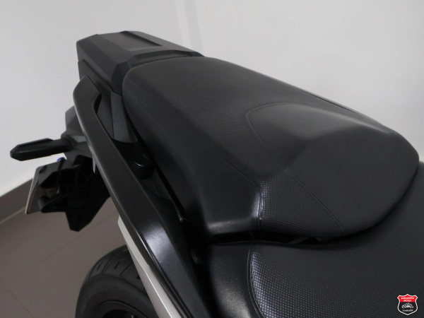 Foto Miniatura Honda NC 750X ABS 2024