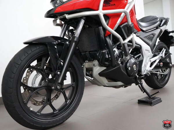 Foto Miniatura Honda NC 750X ABS 2024