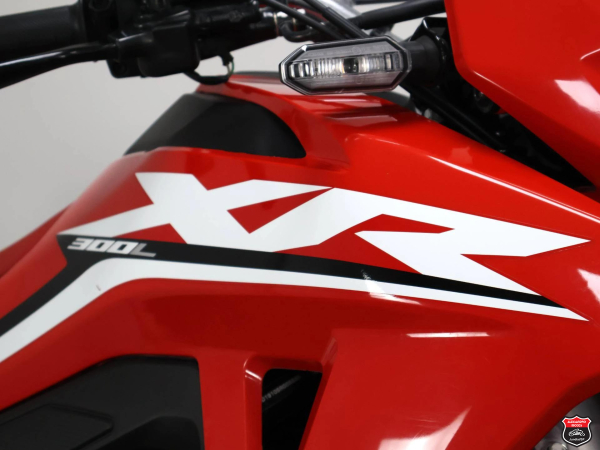 Foto Miniatura Honda XR 300L TORNADO 2025