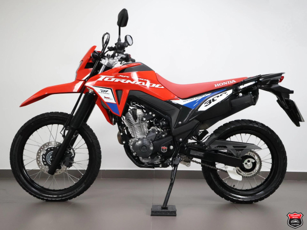 Foto Miniatura Honda XR 300L TORNADO 2026