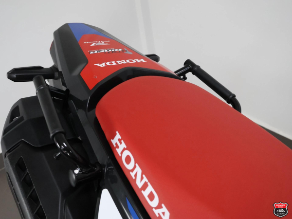 Foto Miniatura Honda XR 300L TORNADO 2026