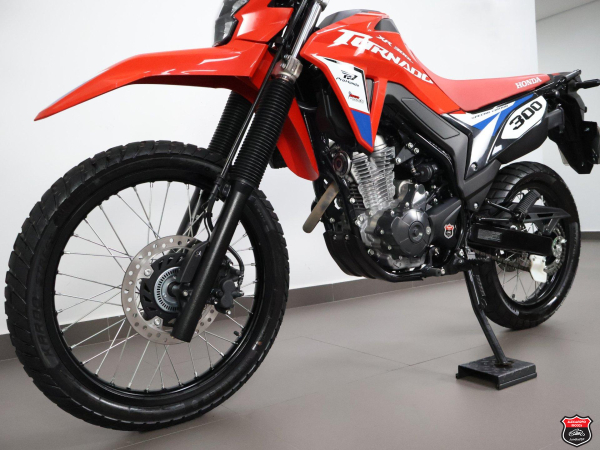 Foto Miniatura Honda XR 300L TORNADO 2026