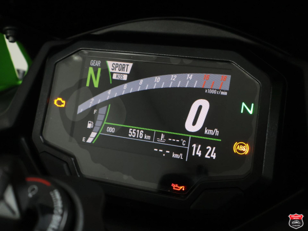 Foto Miniatura Kawasaki NINJA ZX-4R 2026