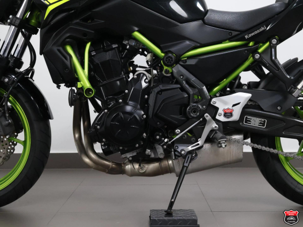 Foto Miniatura Kawasaki Z 650 ABS 2021