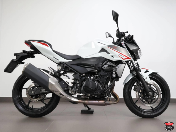 Kawasaki Z400 2022