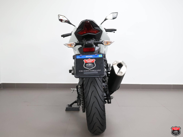 Foto Miniatura Kawasaki Z400 2022