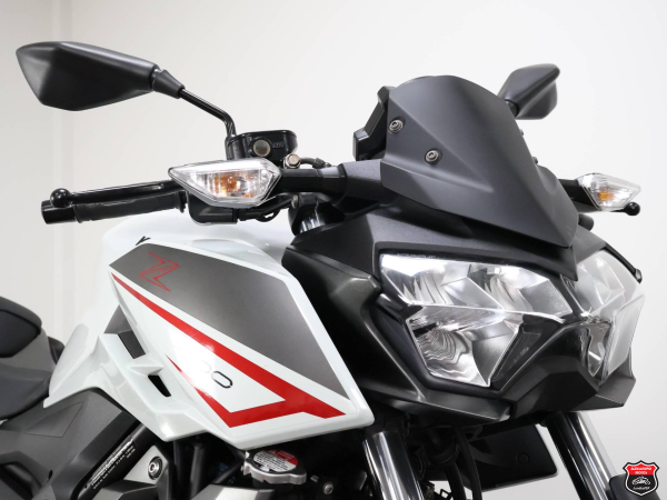 Foto Miniatura Kawasaki Z400 2022