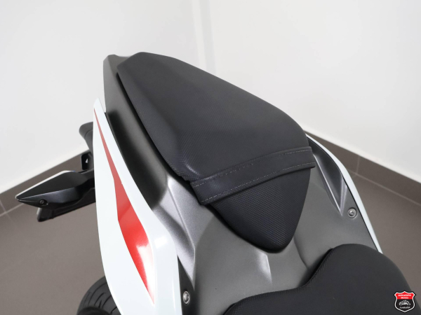 Foto Miniatura Kawasaki Z400 2022
