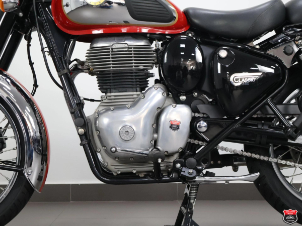 Foto Miniatura Royal Enfield CLASSIC 350 2024
