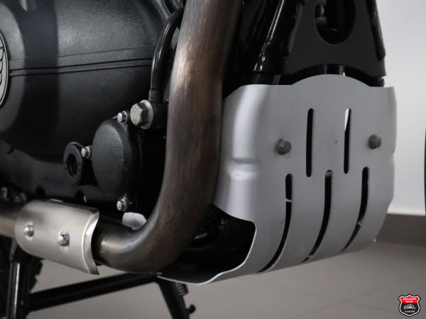 Foto Miniatura Royal Enfield HIMALAYAN 411 2019