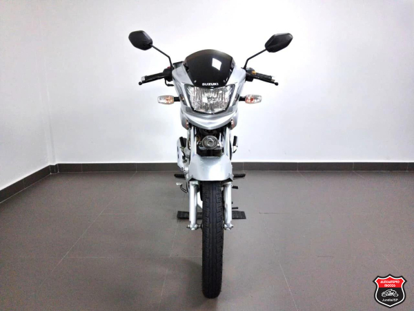Foto Miniatura Suzuki GSR 125 S 2013