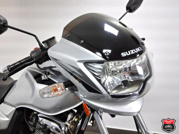 Foto Miniatura Suzuki GSR 125 S 2013