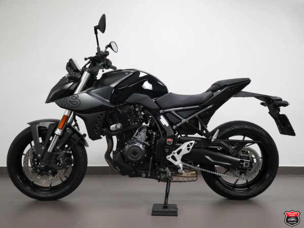 Foto Miniatura Suzuki GSX-8S 2025