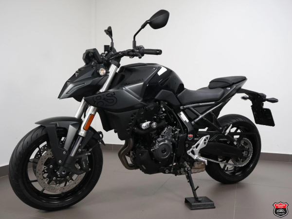 Foto Miniatura Suzuki GSX-8S 2025
