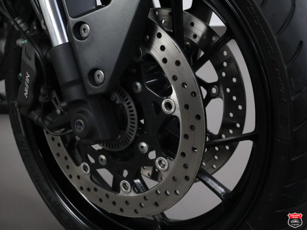Foto Miniatura Suzuki GSX-8S 2025