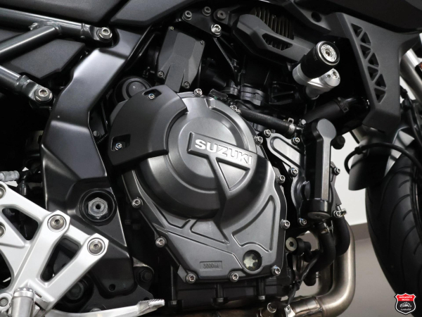 Foto Miniatura Suzuki GSX-8S 2025