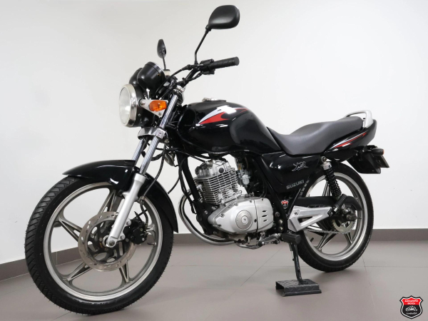 Foto Miniatura Suzuki YES 125 ED 2006