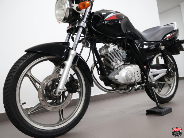 Foto Miniatura Suzuki YES 125 ED 2006