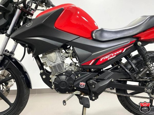 Foto Miniatura Yamaha FACTOR YBR 150 ED 2023
