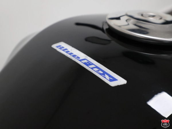 Foto Miniatura Yamaha FACTOR YBR 150 ED 2023