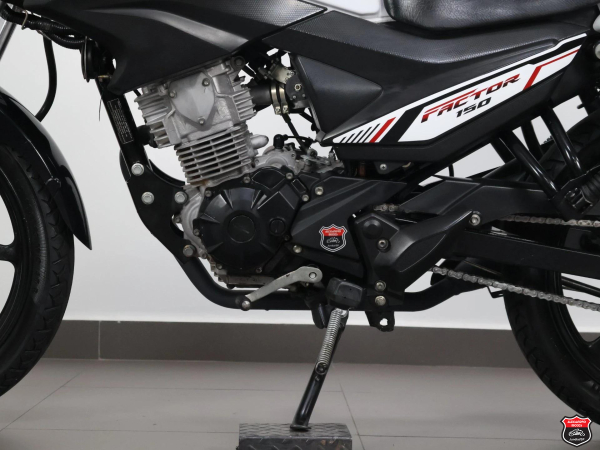 Foto Miniatura Yamaha FACTOR YBR 150 ED 2023