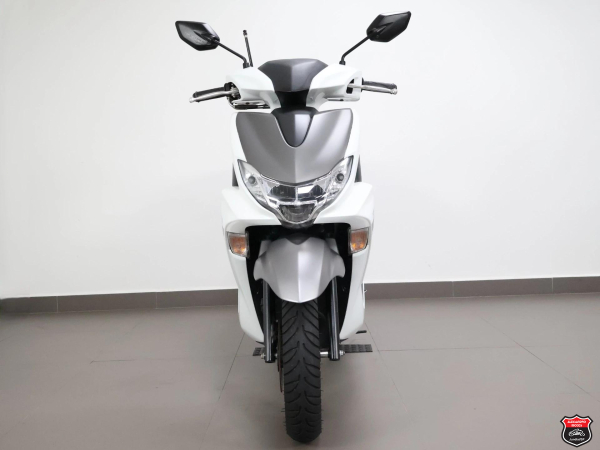 Foto Miniatura Yamaha FLUO 125 ABS 2024