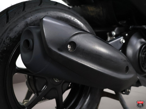 Foto Miniatura Yamaha FLUO 125 ABS 2024