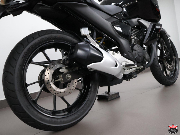 Foto Miniatura Yamaha FZ15 FAZER ABS 2023